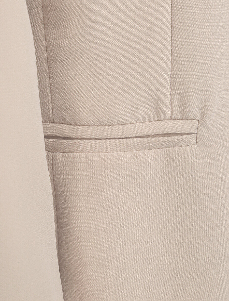 Aangepaste eenkleurige jas - Beige - Image 3