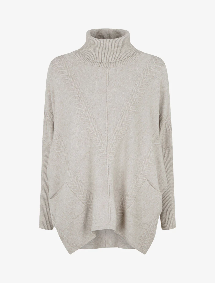 Asymmetrische poncho met coltrui - Lichtmol