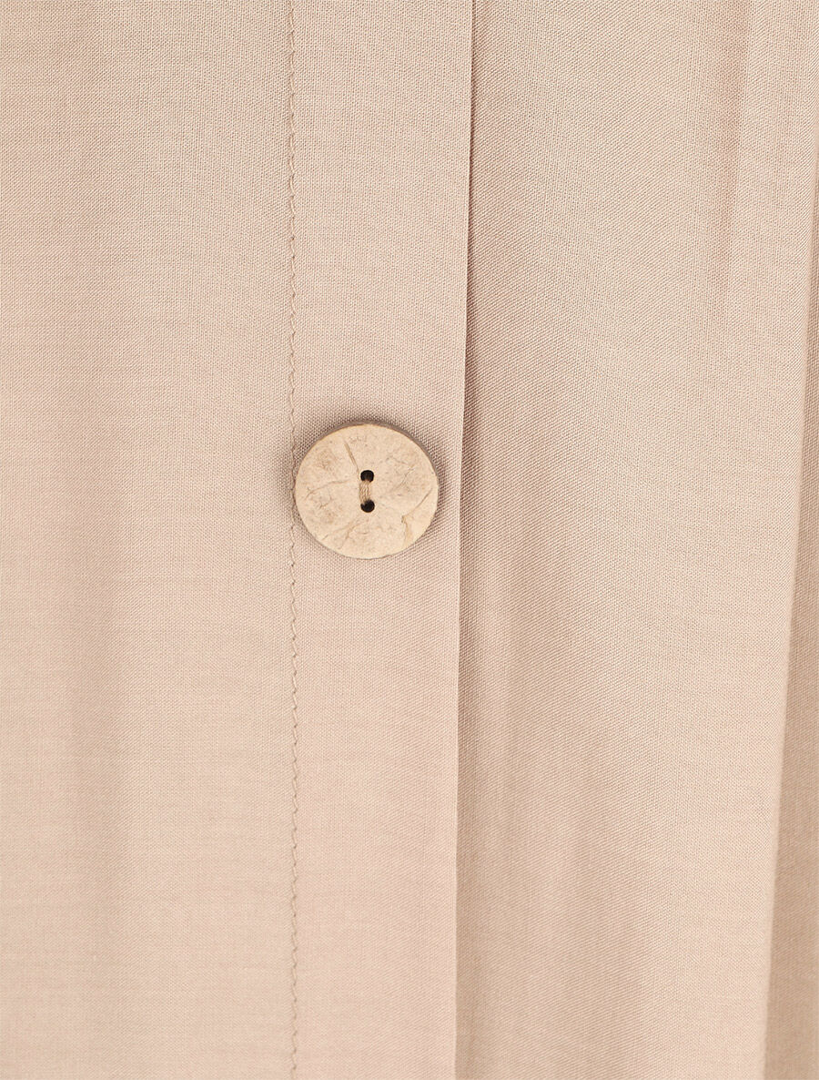 Effen lange jurk met sierknopen - Beige - Image 3