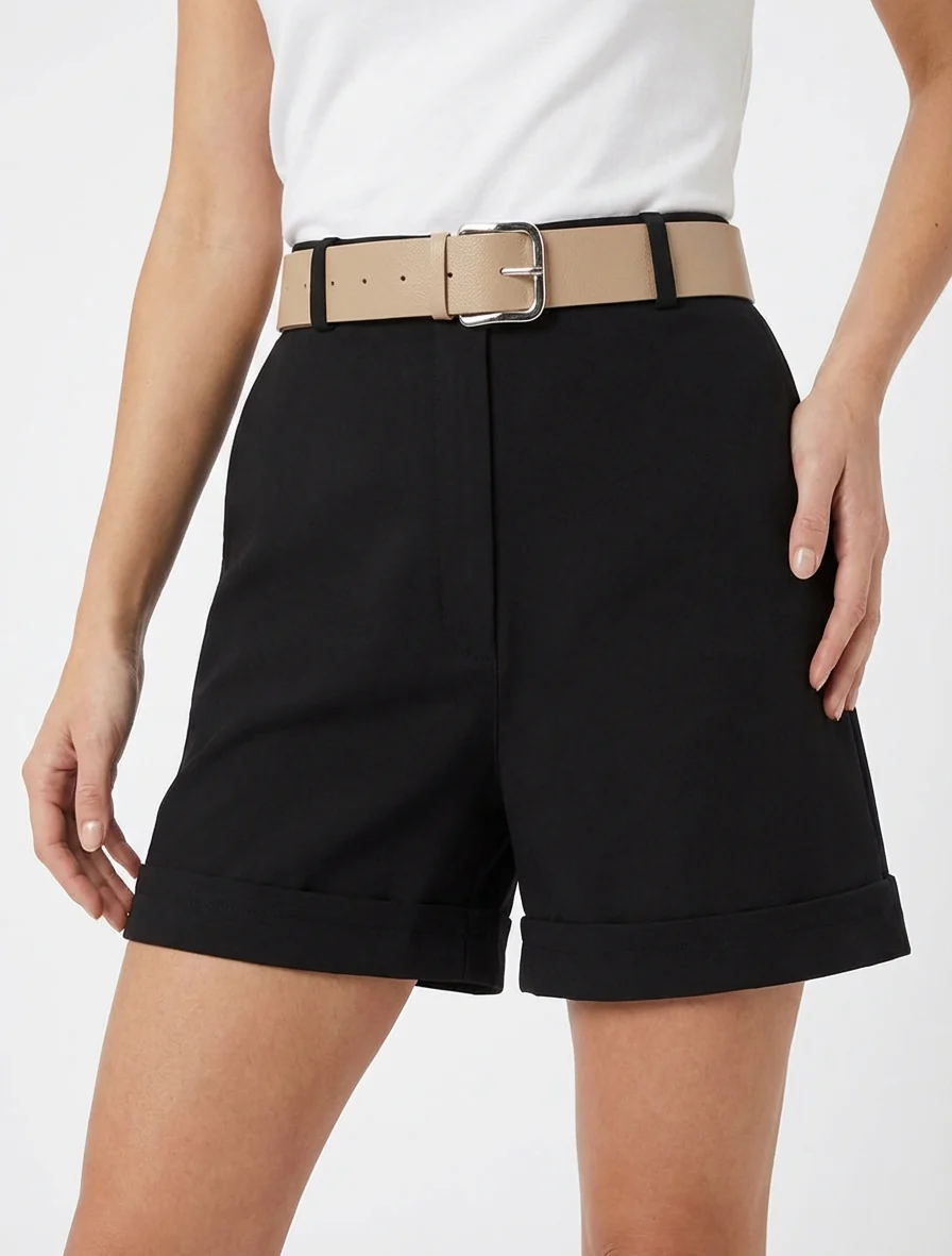 Effen short met zoom en ceintuur - Zwart - Image 4