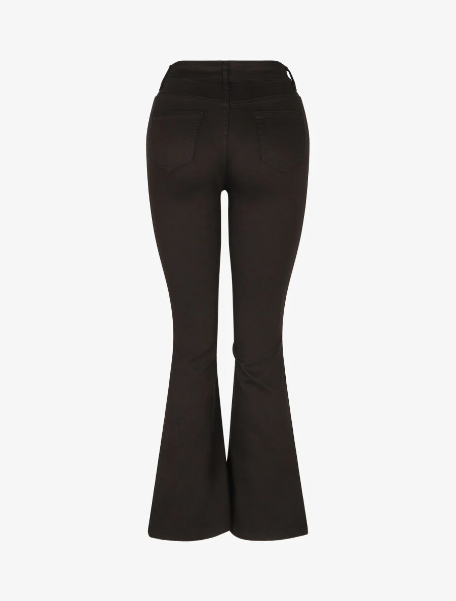Effen. uitlopende jeans met standaard taille - zwart - Image 2