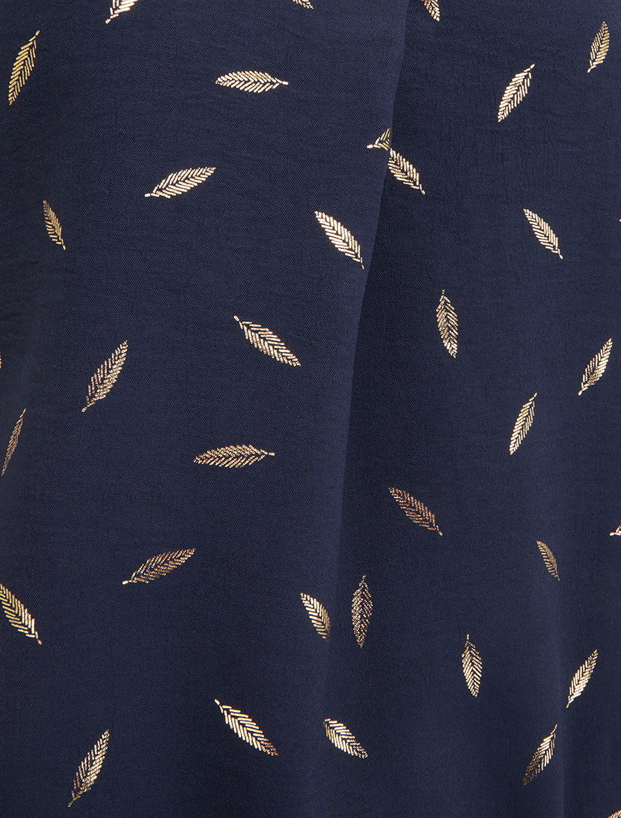 Elastische top met iriserende verenprint. - Marine - Image 3