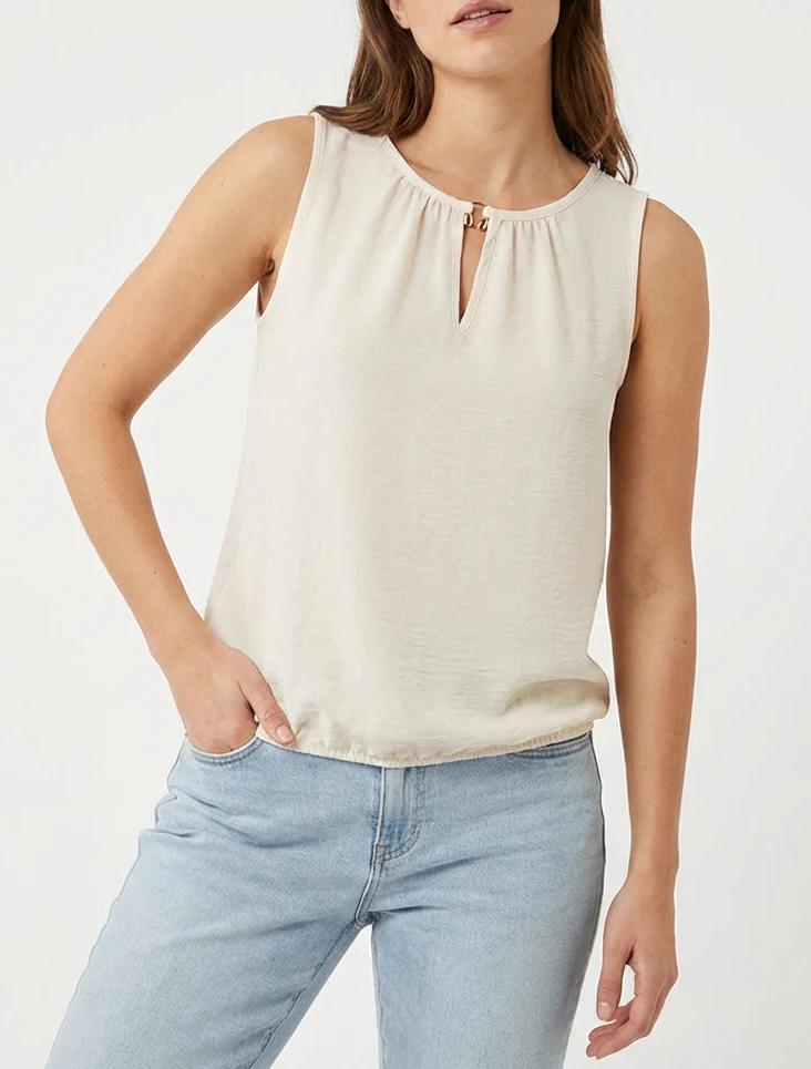 Elastische top met sierstuk. - Beige - Image 4