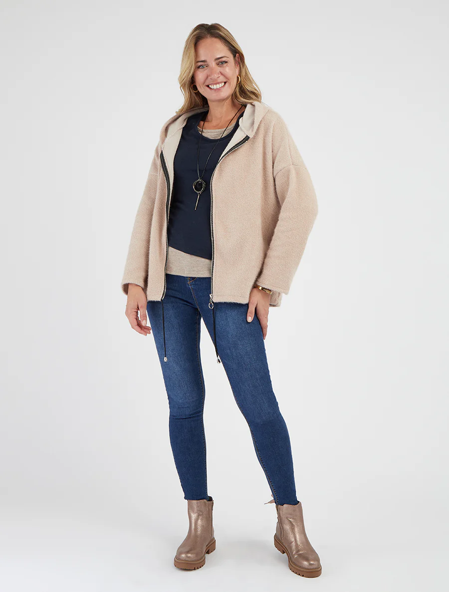 Gebreid vest met rits en capuchon - Beige - Image 5