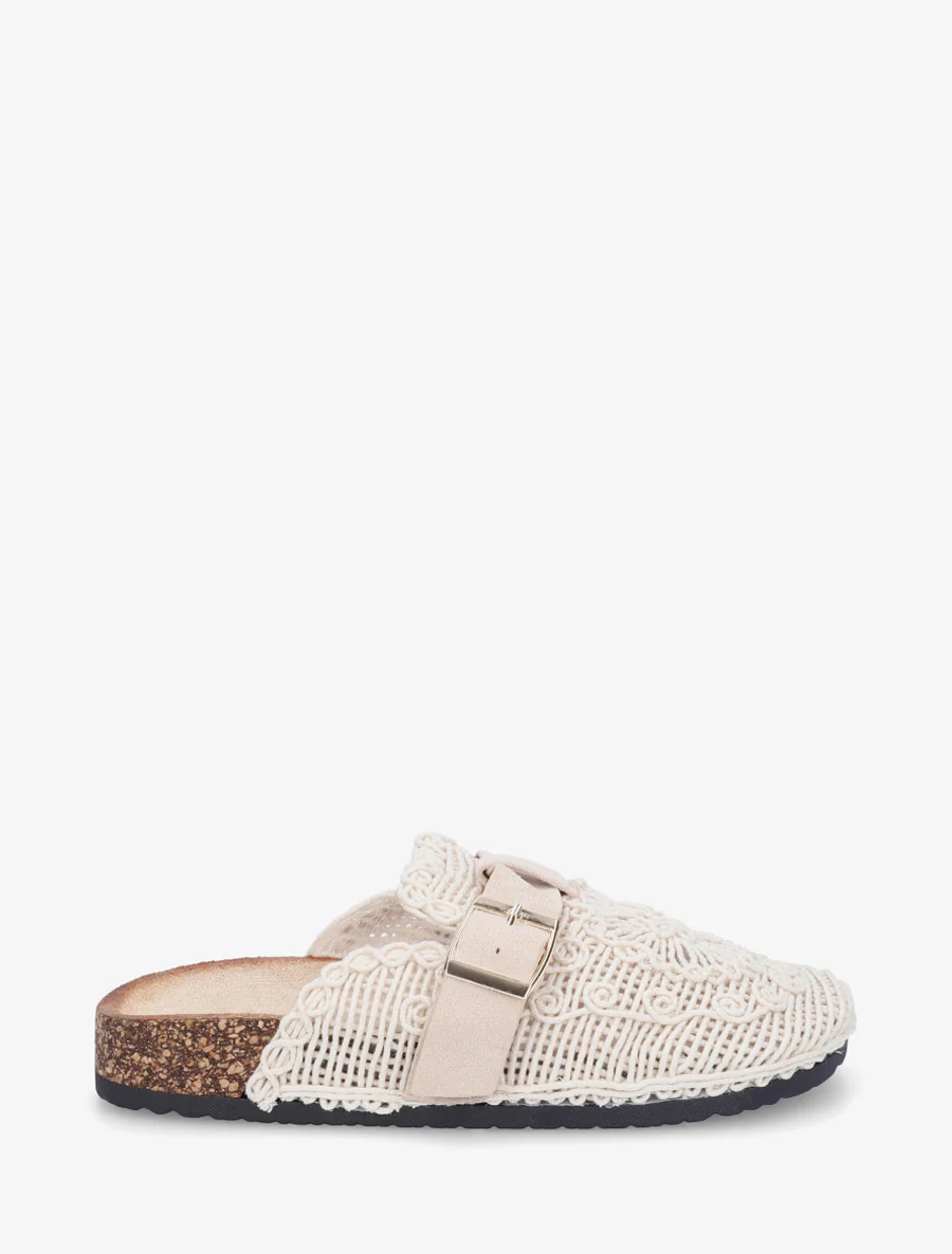 Gesloten muiltjes in macramé - Beige