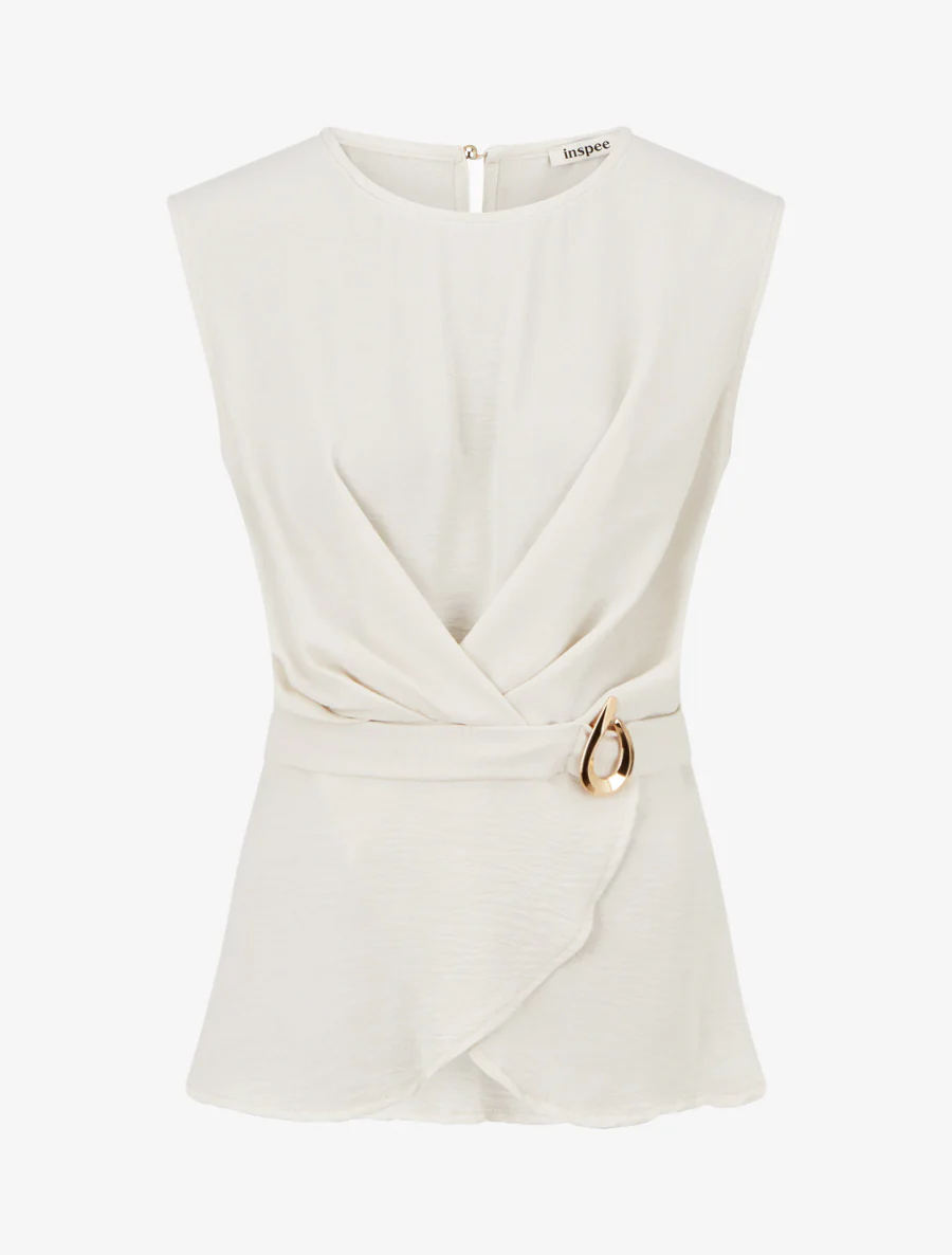 Getailleerd top met decoratieve gesp - Beige