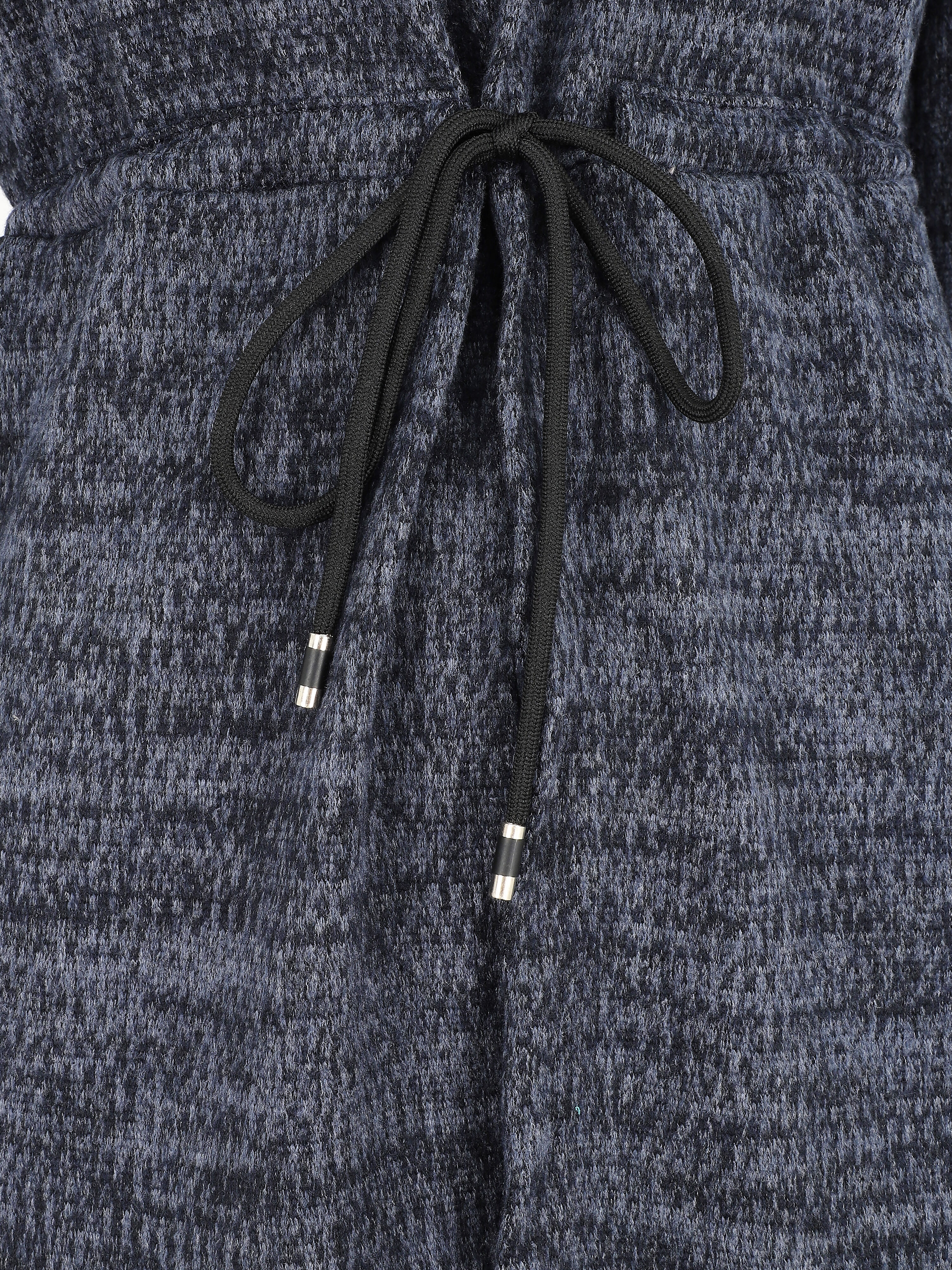 Halflang vest met capuchon en bandjes - blauw - Image 3