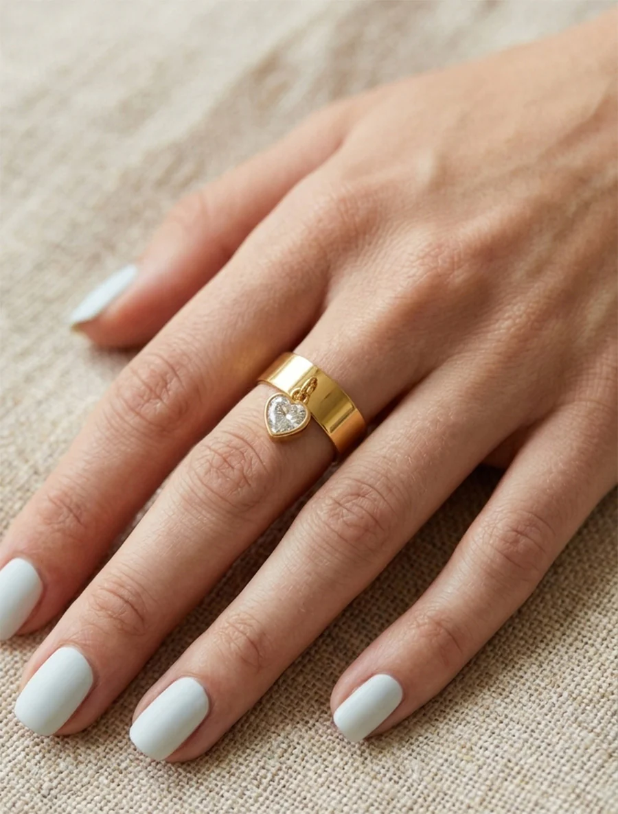 Hartvormige ring in zirkonia - Goud