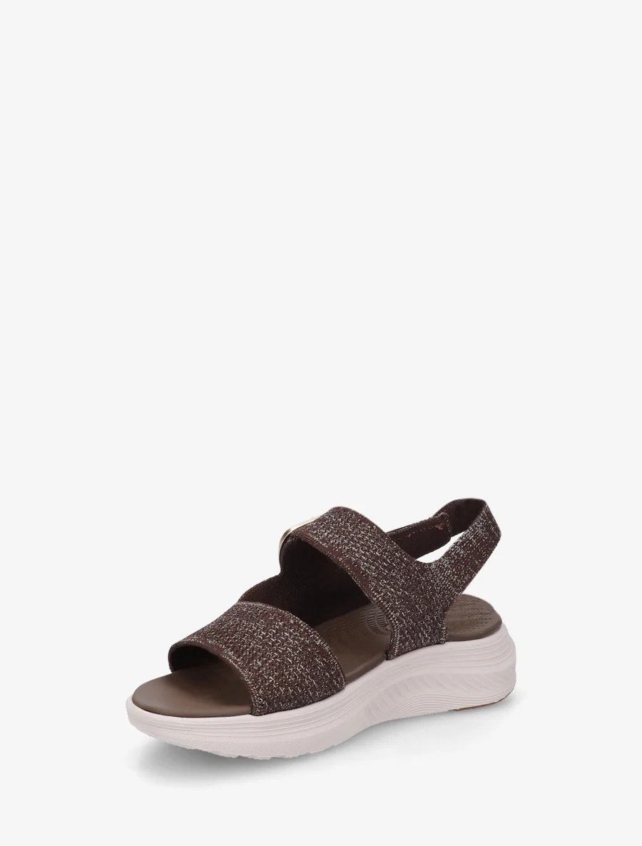 Iridescerende stoffen sandalen met gesp en klittenband. - Bruin - Image 3