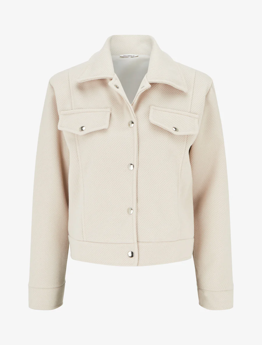 Jas met knoopsluiting en klepzak - Beige