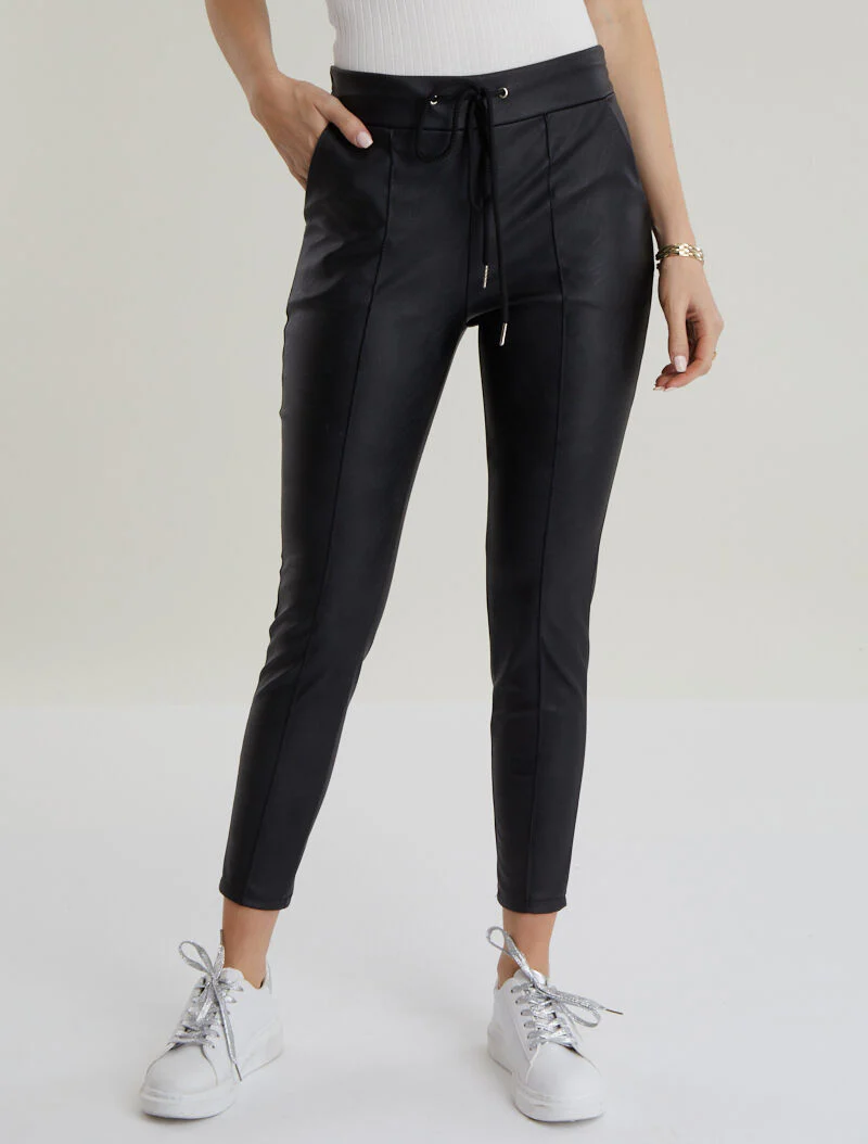 Joggingbroek van imitatieleer - zwart