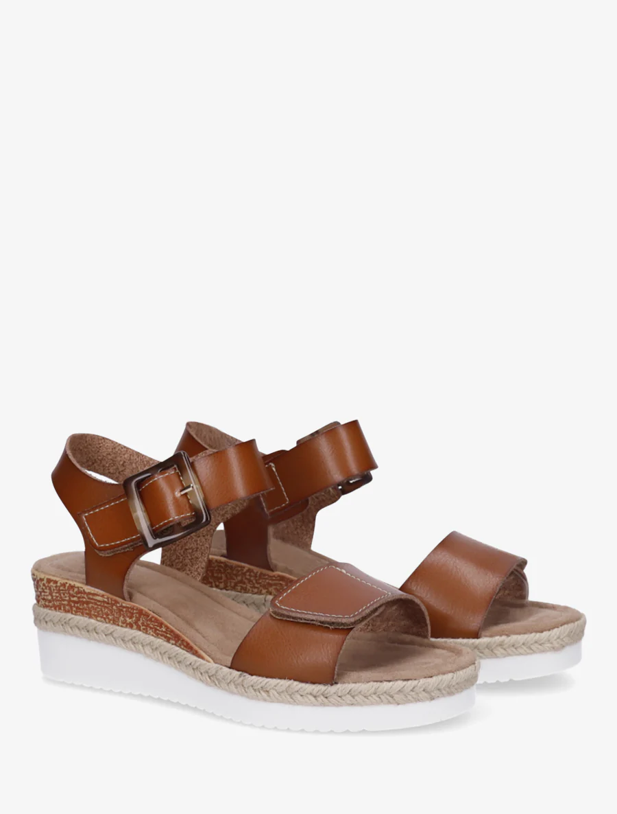 Klittenbandsandalen in imitatieleer - Kameel - Image 4