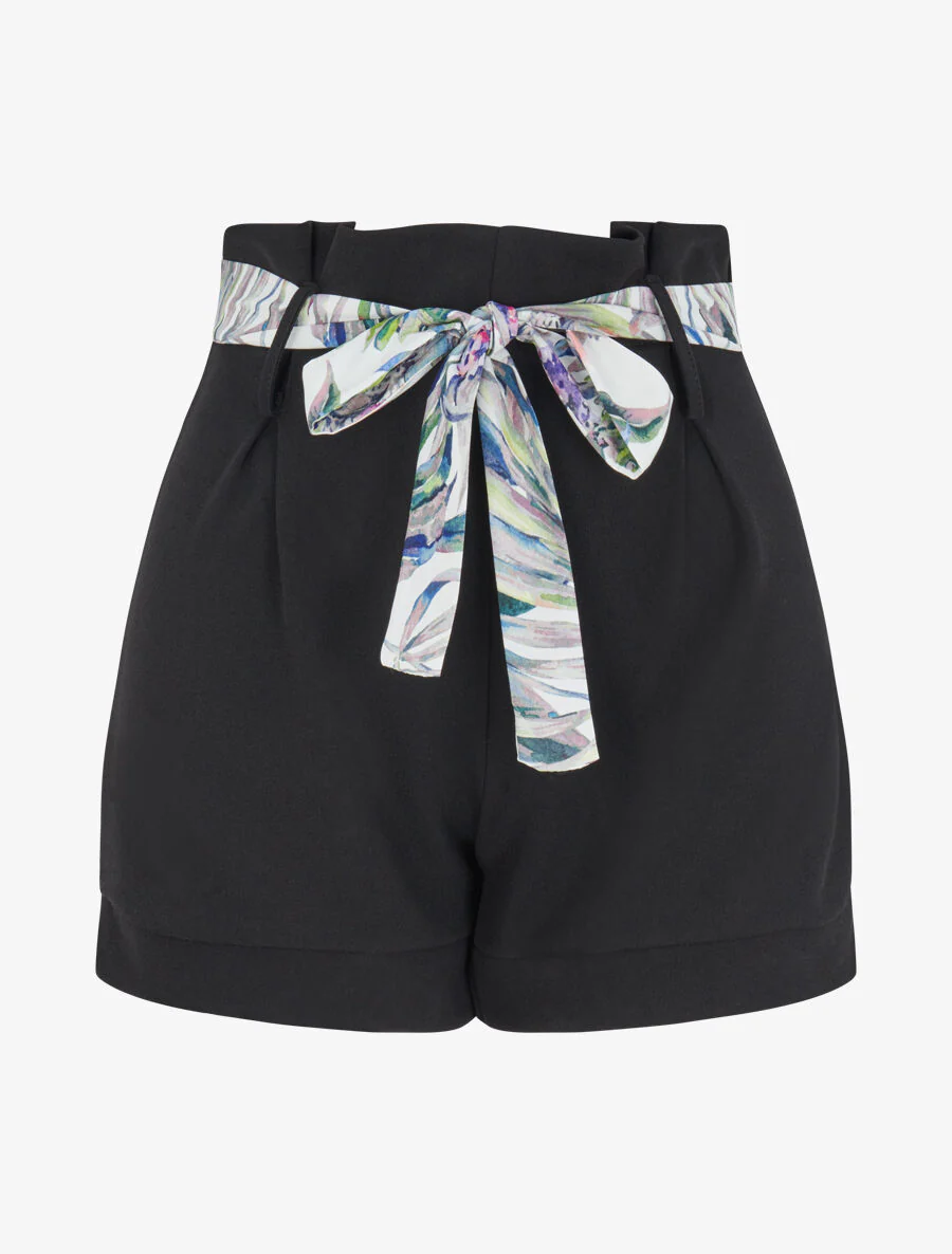 Hoge taille korte broek met riem en tropische bloemenprint - Zwart