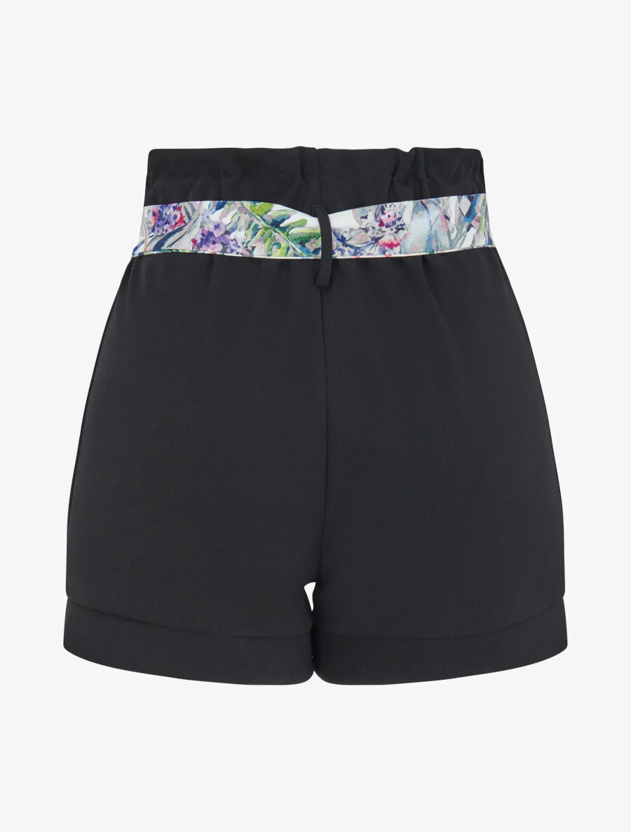 Hoge taille korte broek met riem en tropische bloemenprint - Zwart - Image 2