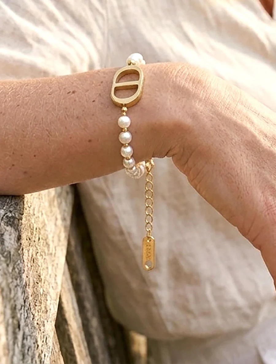 Parelarmband met ovale bedel - Goud/wit