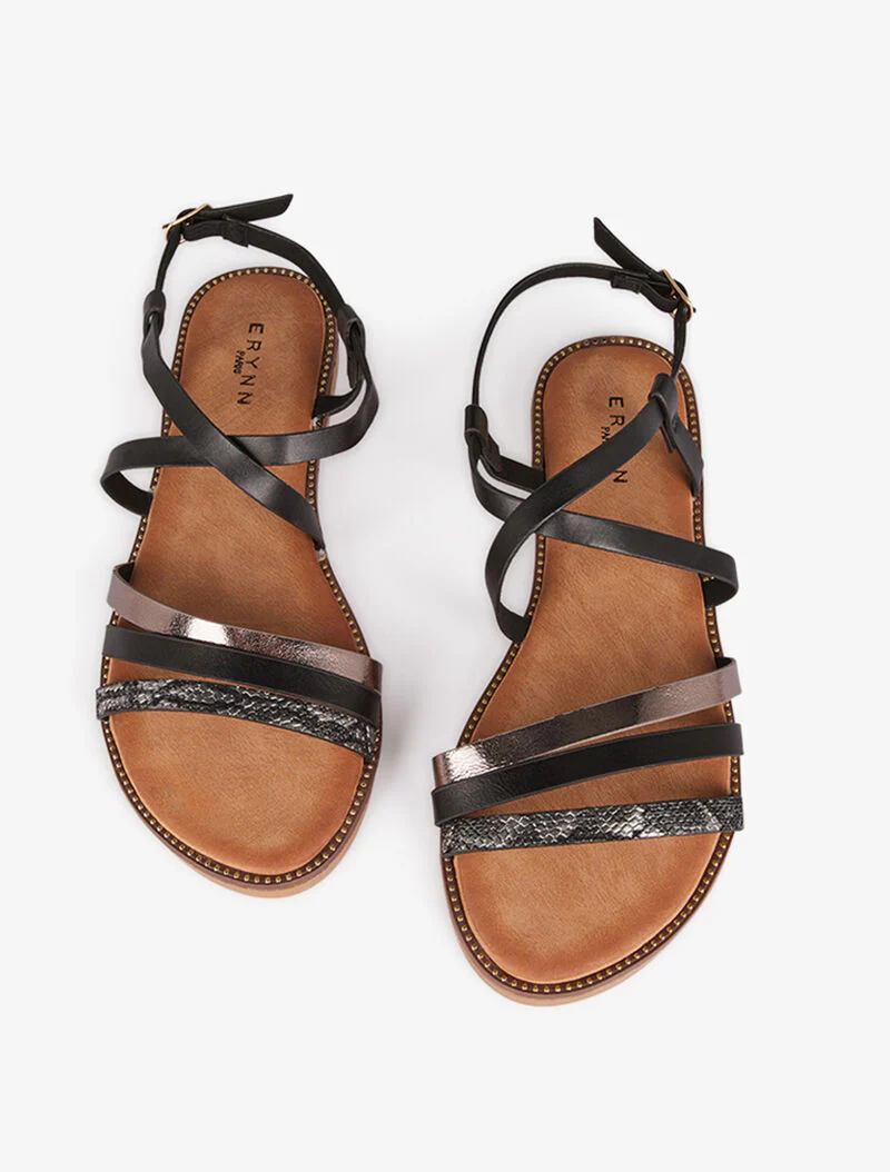 Gestileerde sandalen met bandjes - zwart