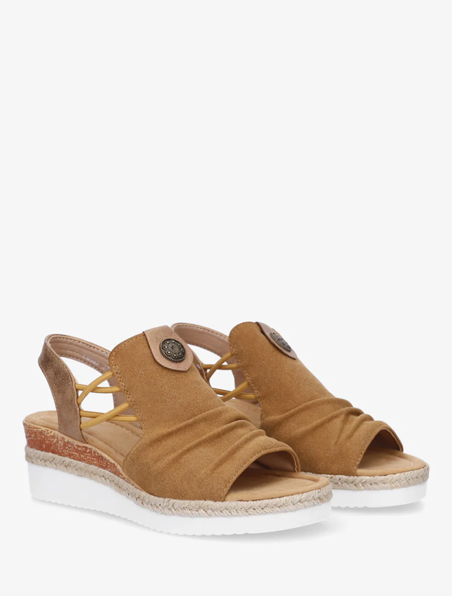 Schoenen met sleehak en rozetmedaille - Kameel - Image 4