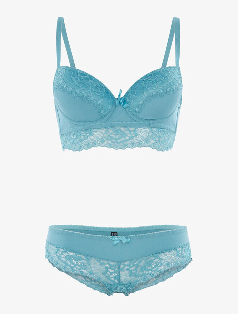 Set met kanten rand en slip - turquoise