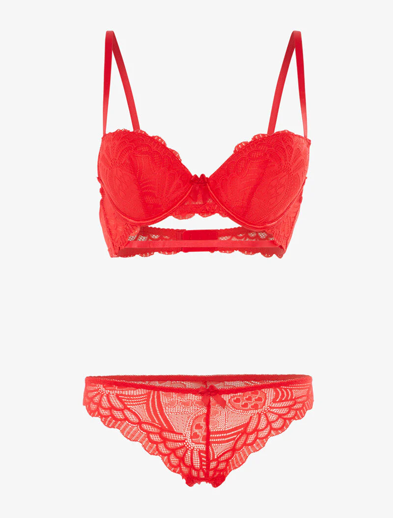 Set SG en string in fijne borduurwerk - rood