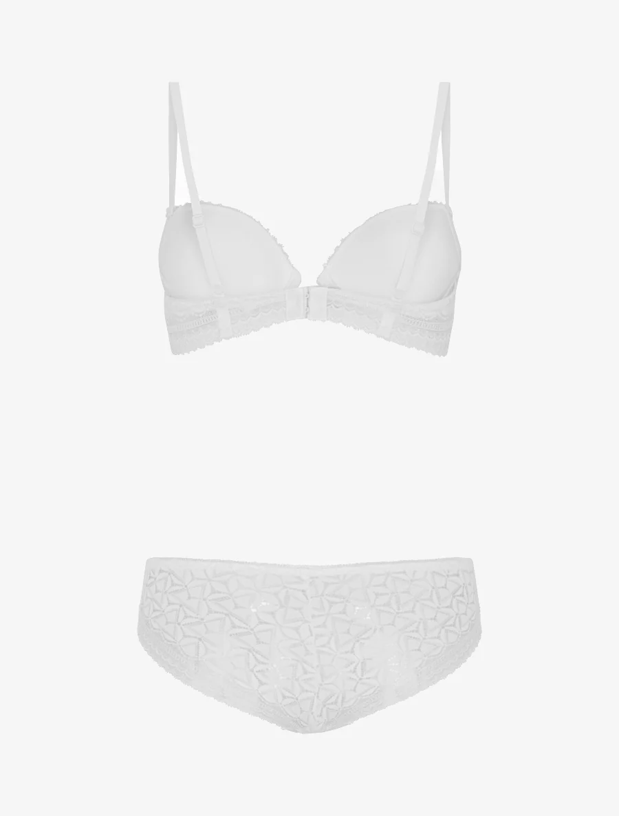 Set van opengewerkte beha en slip met juweel. - Wit - Image 3