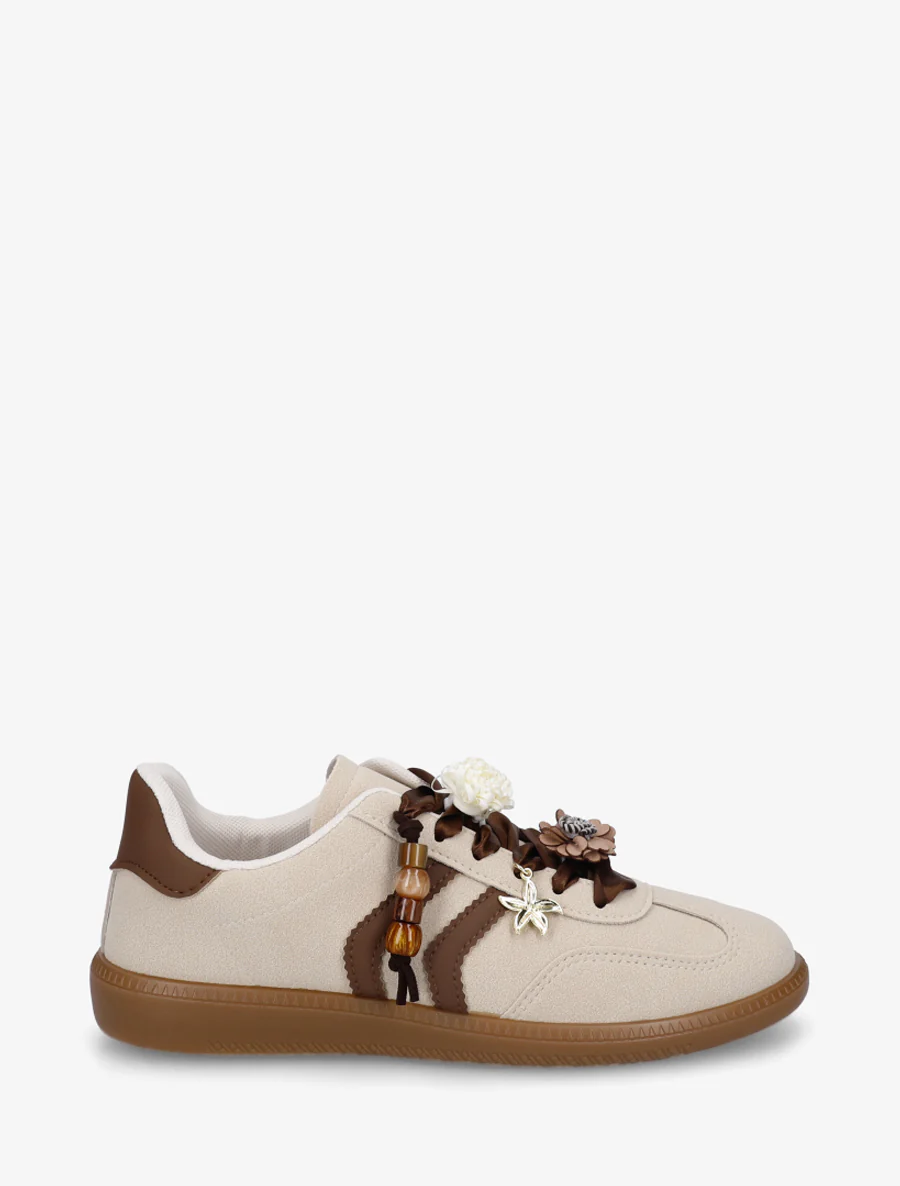 Sneakers met bloemen- en houten parelinzetstukken - Beige