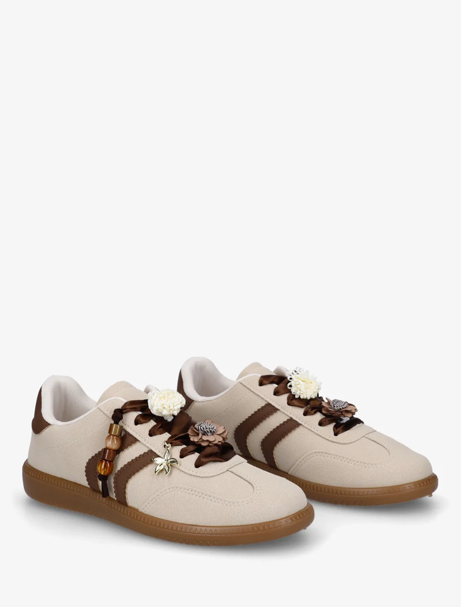 Sneakers met bloemen- en houten parelinzetstukken - Beige - Image 4