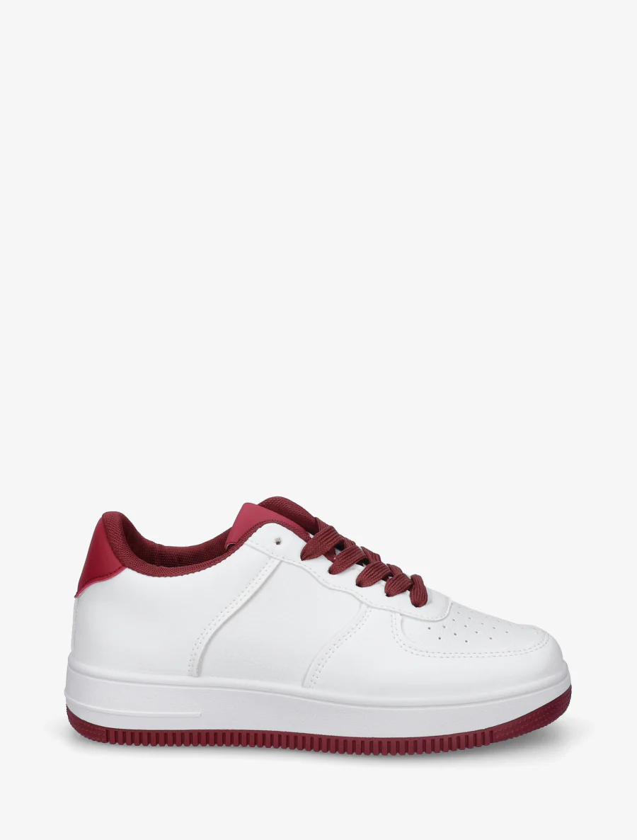 Sneakers met contrasterende hielversteviging - Rood