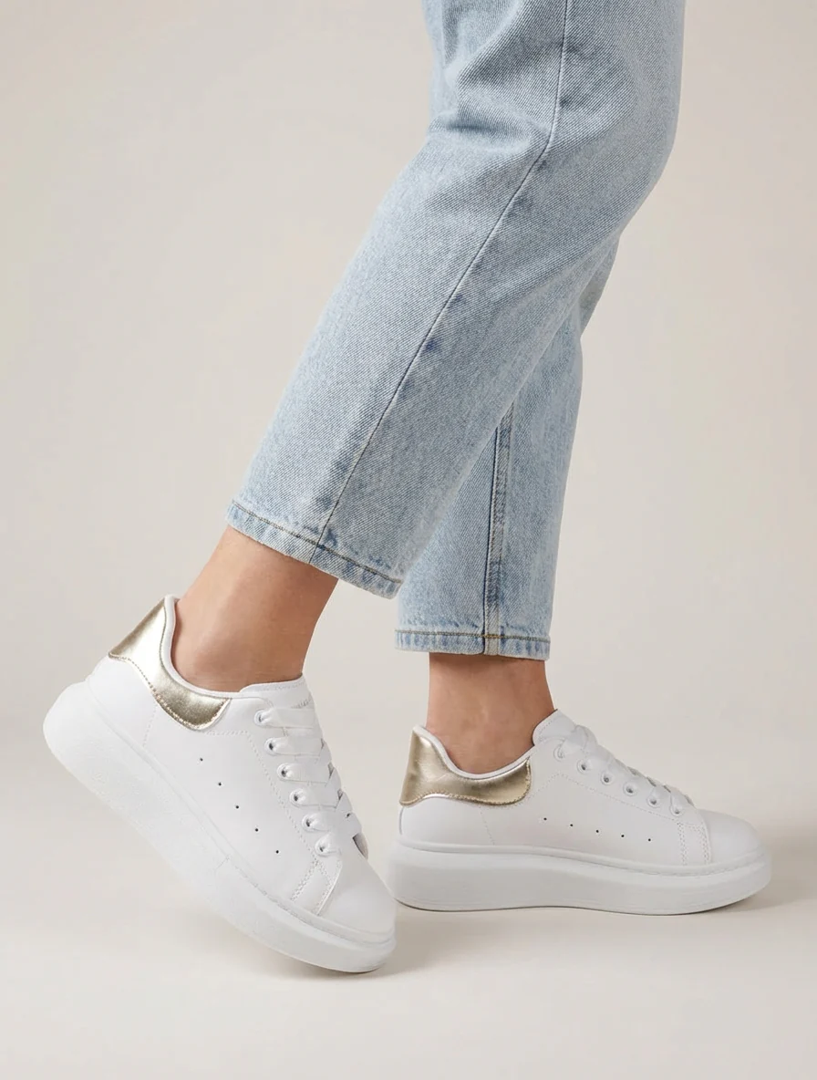 Sneakers met contrasterende hielversteviging - Wit/goud - Image 5