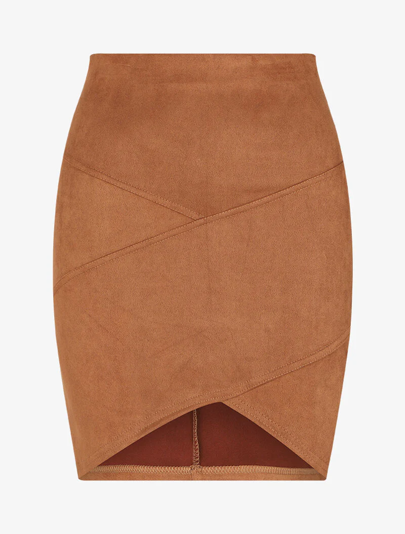 Suède rok met asymmetrische randen en contrasterende stiksels - Camel