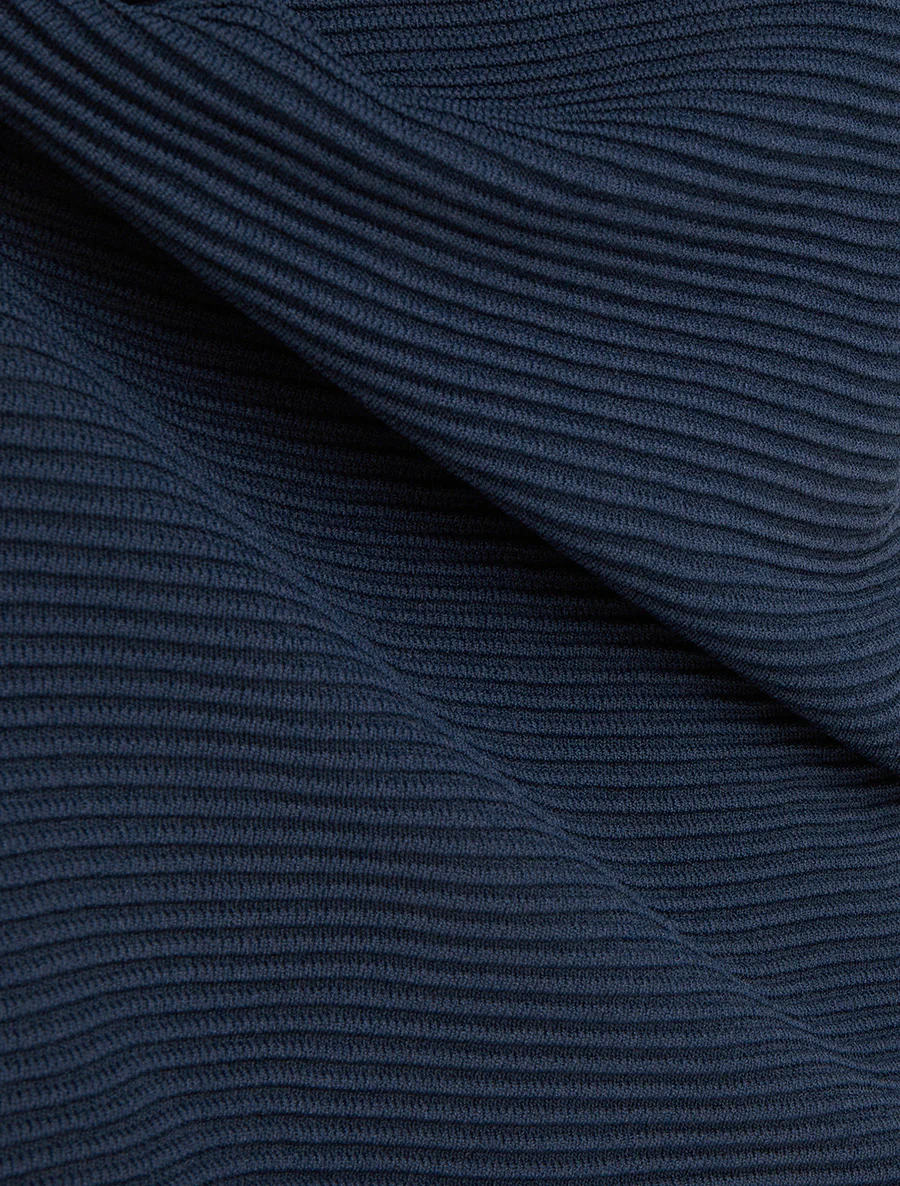 Top met textuur en ronde hals - Marine - Image 3