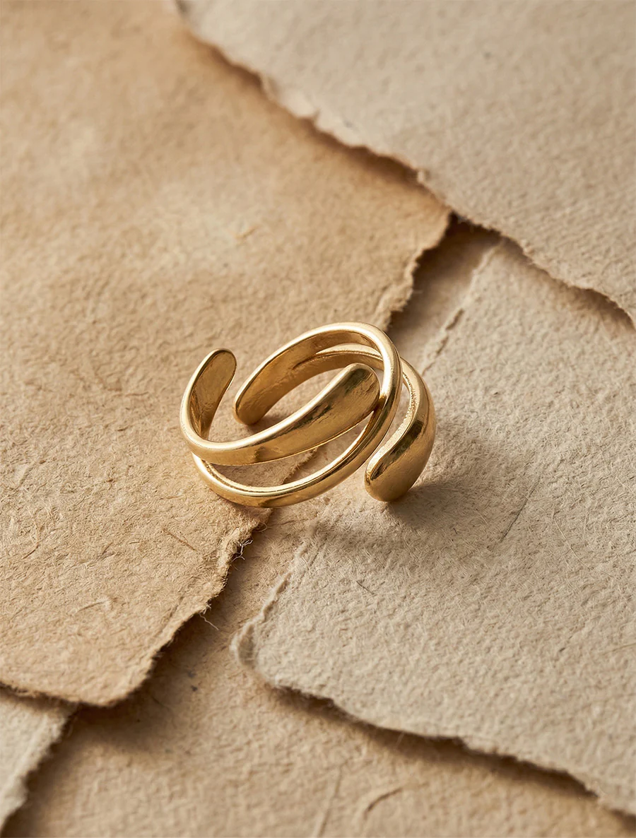 Verstelbare ring met gekruist effect - Goud
