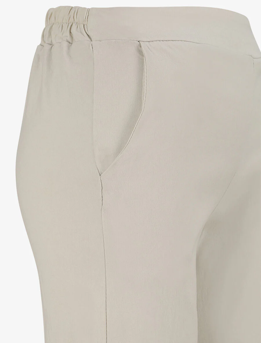 Wijd recht gesneden broek - Beige - Image 3